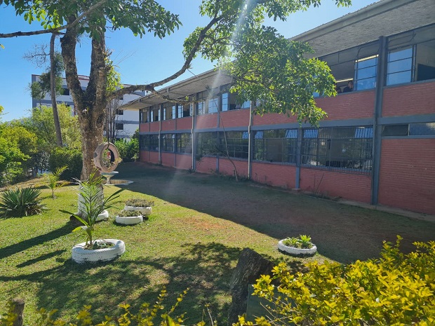 Escola Estadual Humberto Sanches, em Caxambu. Foto: Bianca Gianinni. 